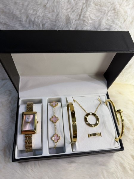 علبة اكسسوارات من 7 قطع