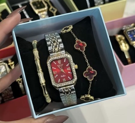 ساعة Rolex + اسوارتين